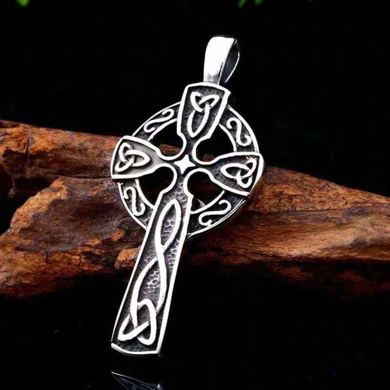 Drezden Goth Men's Gothic Celtic Knot Cross Necklace