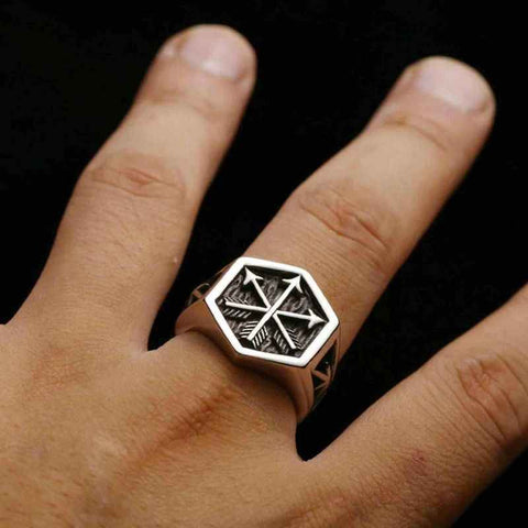 Drezden Goth Arrows Hexagonal Ring